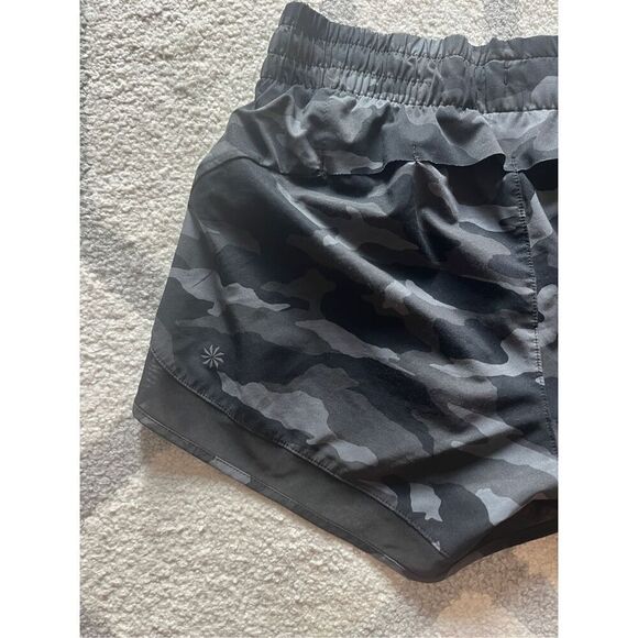 Athleta Printed Mesh Racer Run Shorts 4” Size XS - Picture 4 of 7